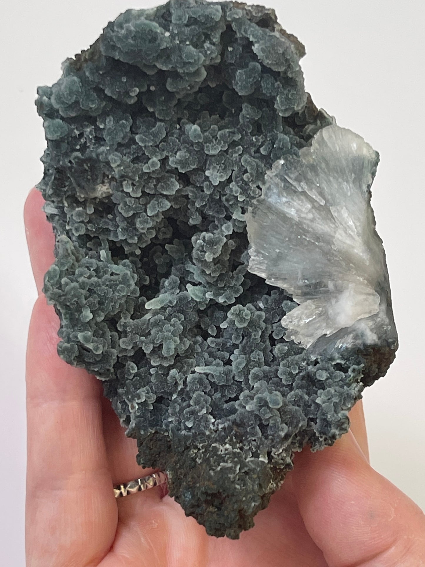 Green Chalcedony with Heulandite Raw Chalcedony Cluster Heulandite specimen Botryoidal Crystal Home Decor Rare Crystal Specimen Gift