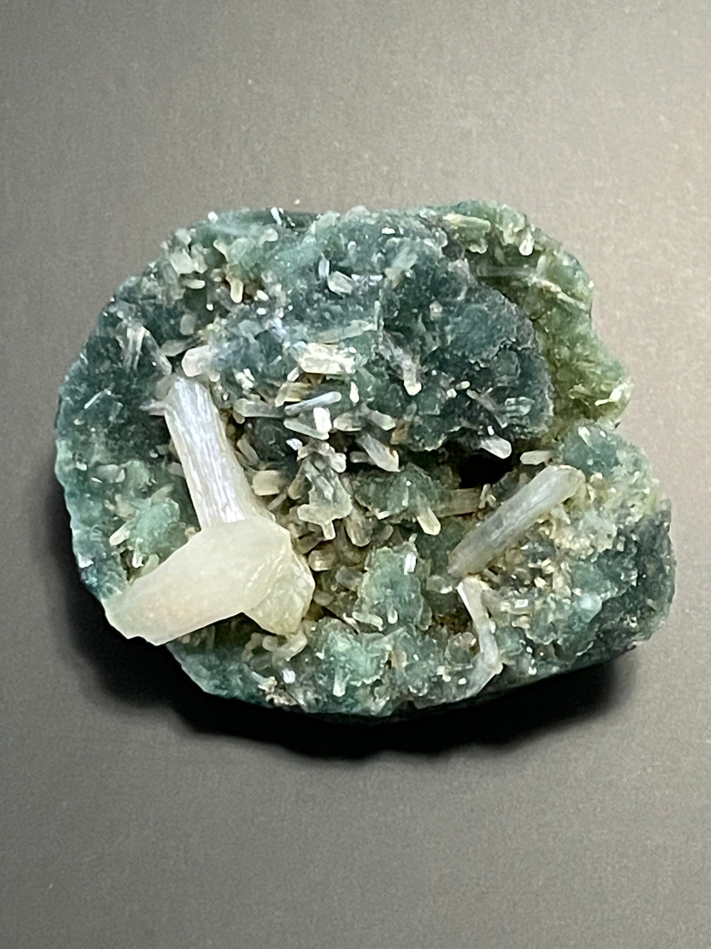 Green Druzy Chalcedony With Apophyllite and Heulandite Raw Crystal home decor gift for her gift for him Meditation Crystal Zeolite Specimen